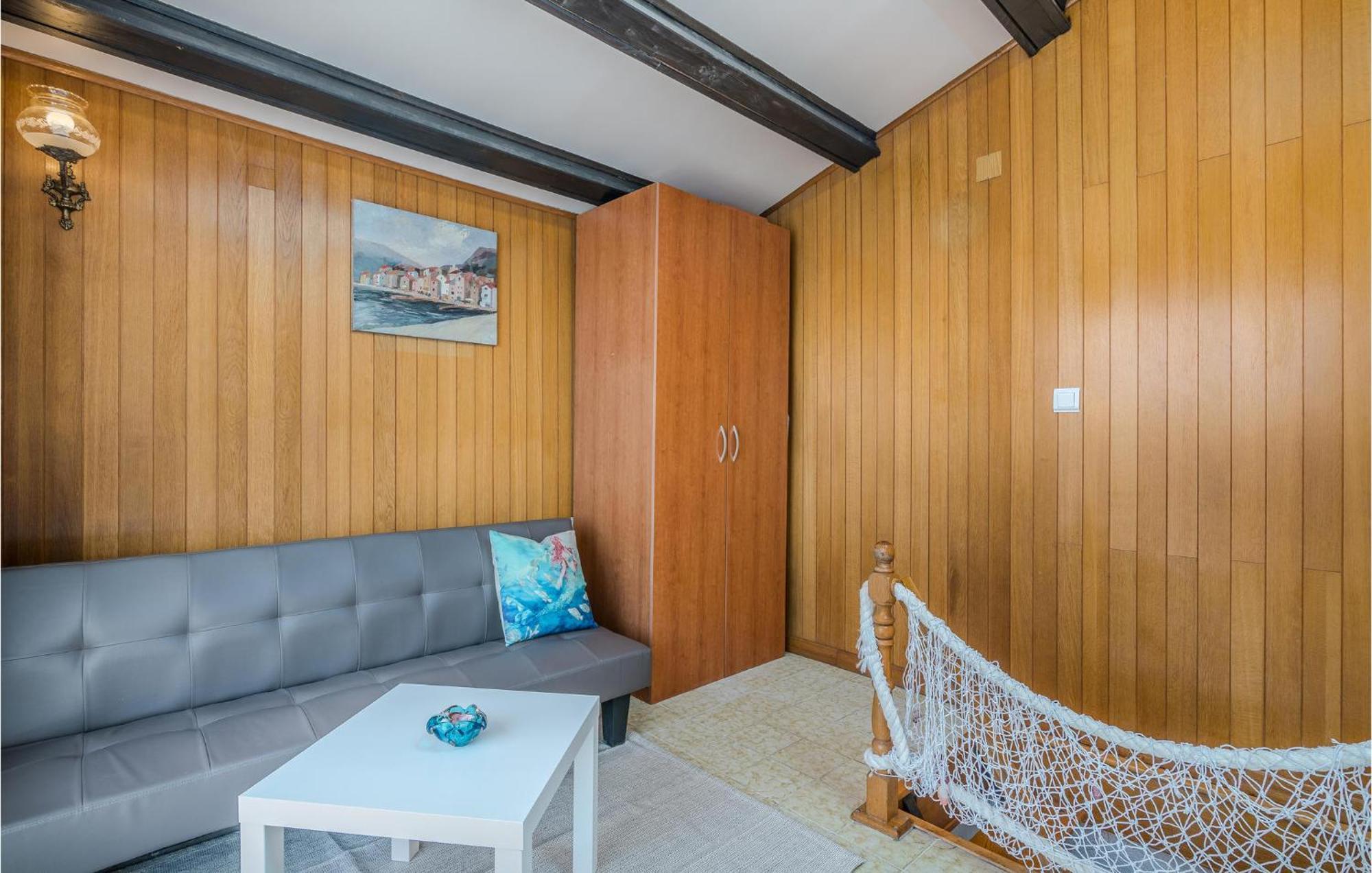 2 Bedroom Gorgeous Home In Baska Zewnętrze zdjęcie
