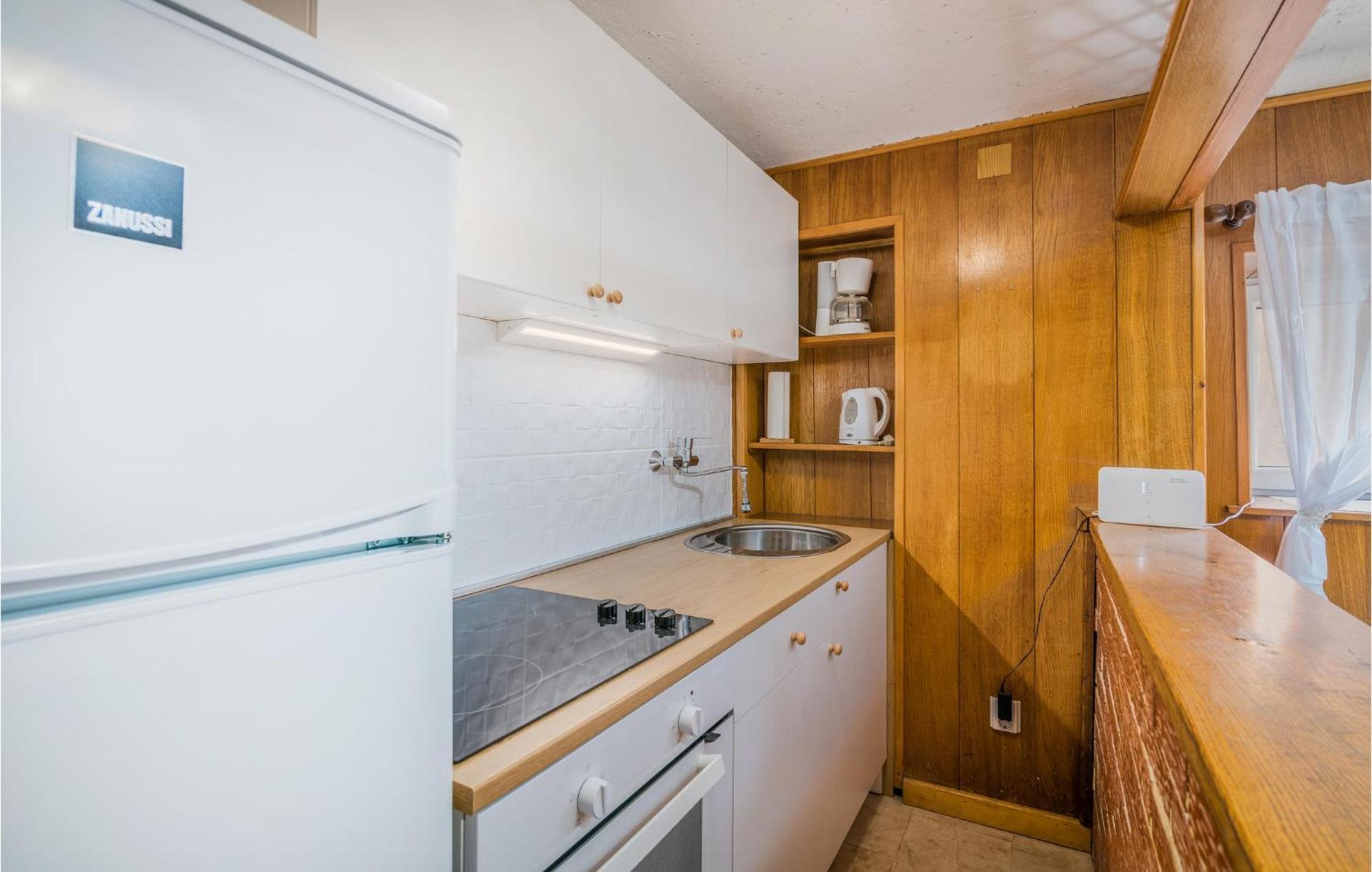2 Bedroom Gorgeous Home In Baska Zewnętrze zdjęcie